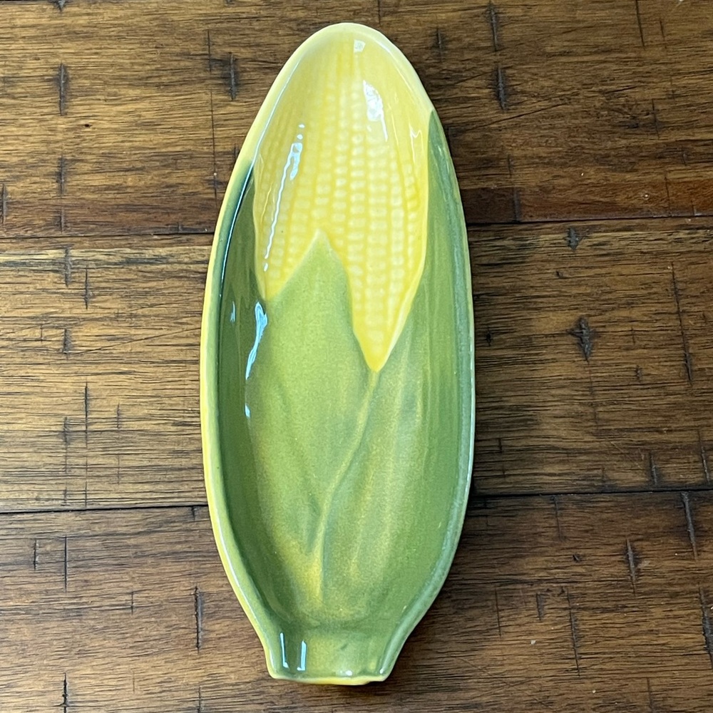 Shawnee Pottery Corn on the Cob Dish